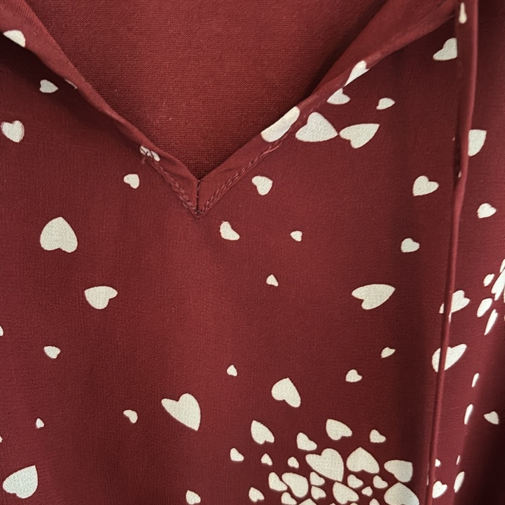 Sadie Robertson long sleeved lined maroon dress with white hearts size M - Picture 3 of 5